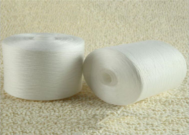 China Plastikkegel-Polyester gesponnenes Garn-Nähgarn 50/2 mit Jungfrau-Material 100% fournisseur