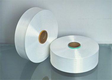 China Hoher Hartnäckigkeits-Polyester-Kern gesponnenes Garn POY 150D/48F für spinnendes Gewebe fournisseur