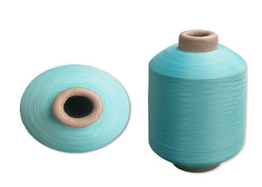 China Lackieren Sie gefärbtes Polyester-Fadengarn der Farbe 300D für umfassende Basis, kundengebundene Farbe fournisseur