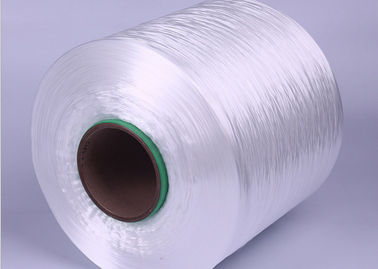 China Weißes Garn des Polypropylens 300D für das Stricken/Spinnen/Webing, Abnutzung beständig fournisseur