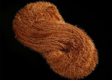China Länge weiche des 100% Nylon-Feder-fantastische Strickgarn-4cm für Winter-Schal, umweltfreundlich fournisseur
