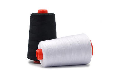 China Hohes Hartnäckigkeits-Polyesternähgarn 40s/3 für Gewebe der hohen Qualität Kleider fournisseur