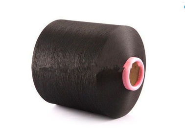China Volle stumpfe Polyester-Schmiere gefärbtes Garn 100D/36F Sd NIM für Stickerei Oeko Tex fournisseur