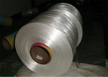 China Industrielles hohes Hartnäckigkeits-Polyester-Garn 1000D, Polyester-Faden-Garn-Bleichmittel-Weiß fournisseur
